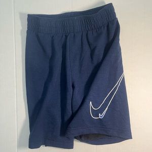 💕HP💕Nike boy’s navy dri-fit pull on shorts w/white swoosh outline